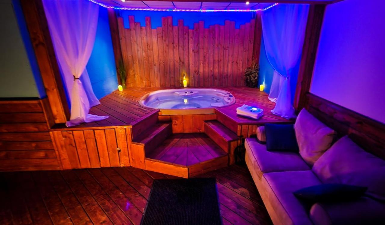Petit Studio Tres Intime, Avec Spa Interieur Au Coeur De Shawinigan Extérieur photo