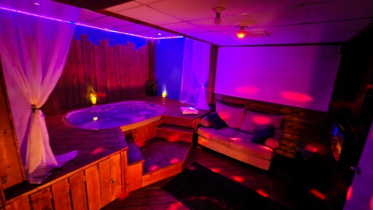 Petit Studio Tres Intime, Avec Spa Interieur Au Coeur De Shawinigan Extérieur photo