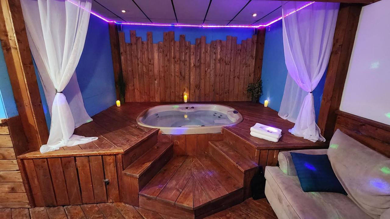 Petit Studio Tres Intime, Avec Spa Interieur Au Coeur De Shawinigan Extérieur photo